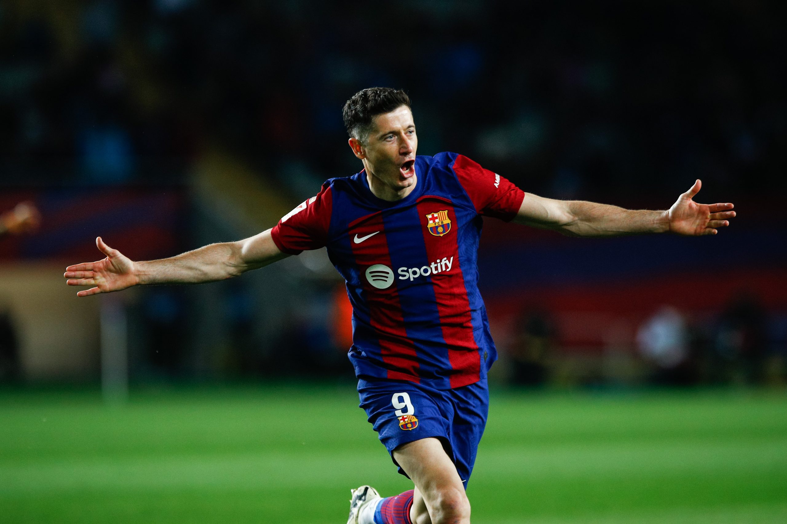 Robert Lewandowski of FC Barcelona celebrates