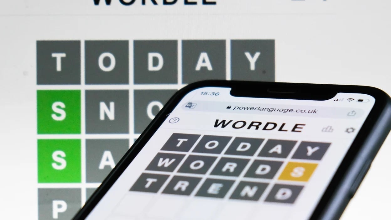 a phone displaying Wordle