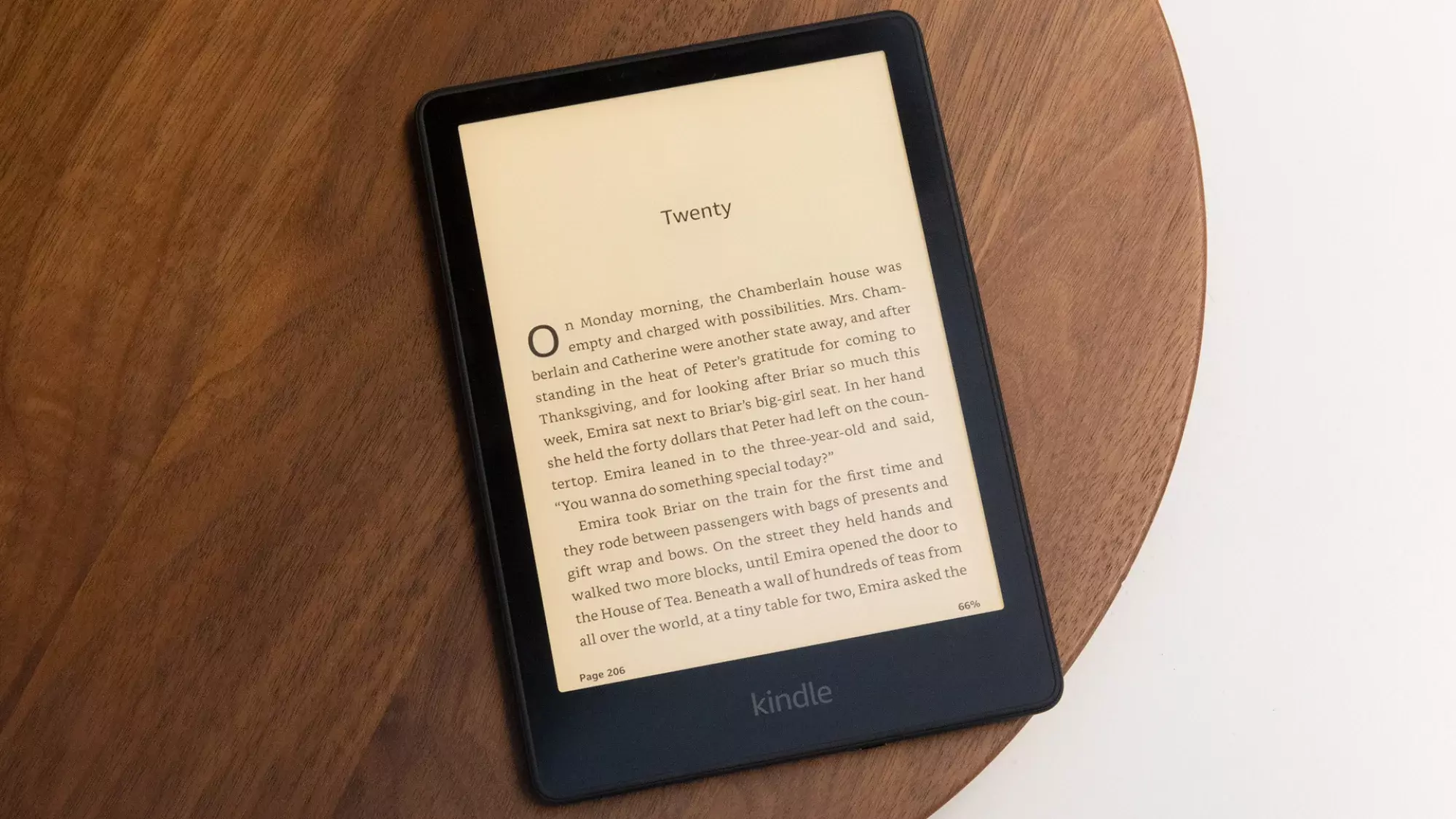 Kindle Paperwhite with warm light option turned on