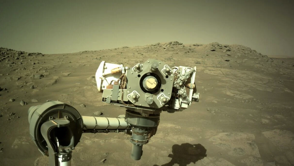 The Perseverance rover peering onto the Martian landscape.