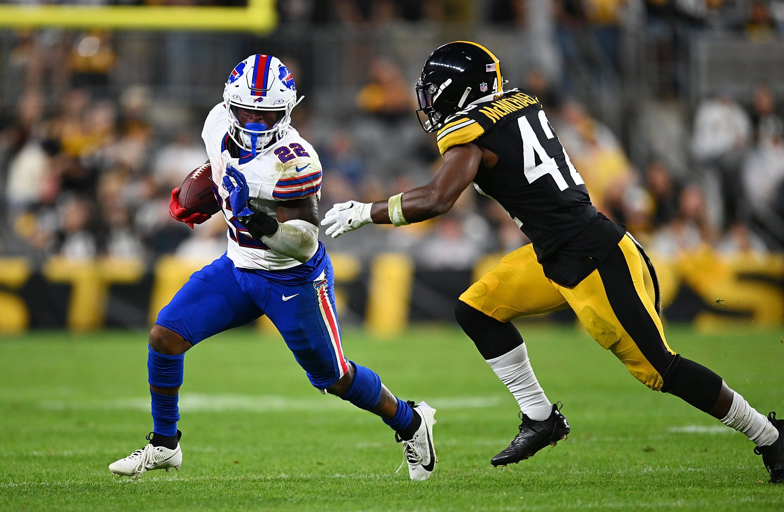 Ray Davis of the Buffalo Bills carries the ball 