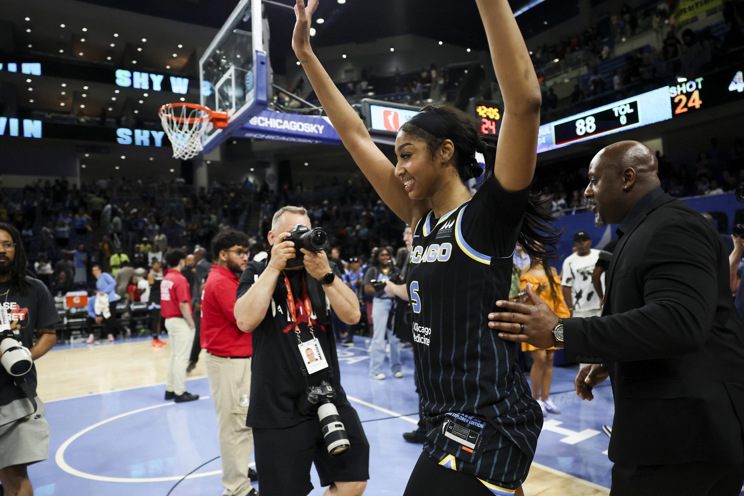 Chicago Sky forward Angel Reese celebrating