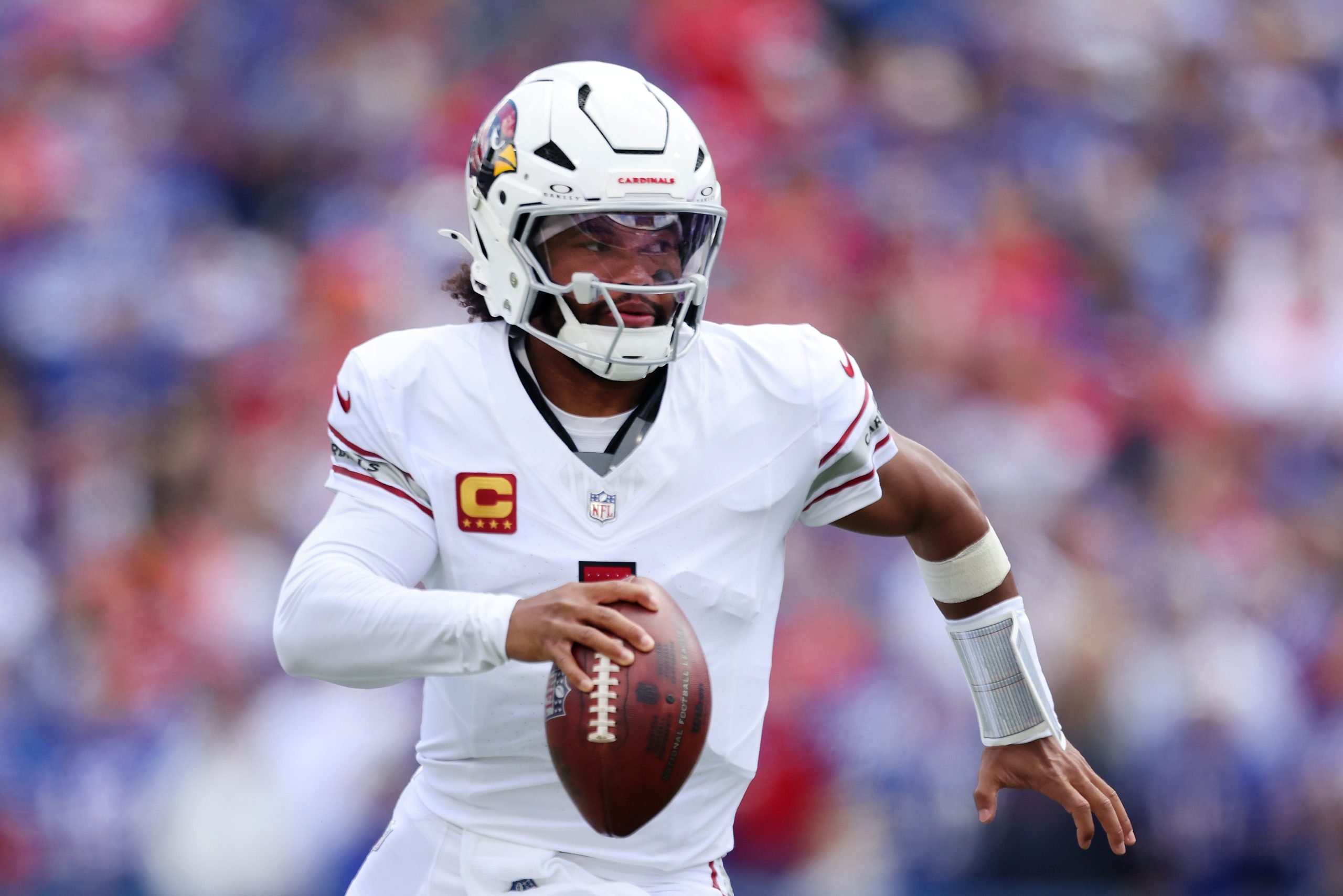 Kyler Murray of the Arizona Cardinals attempts a pass