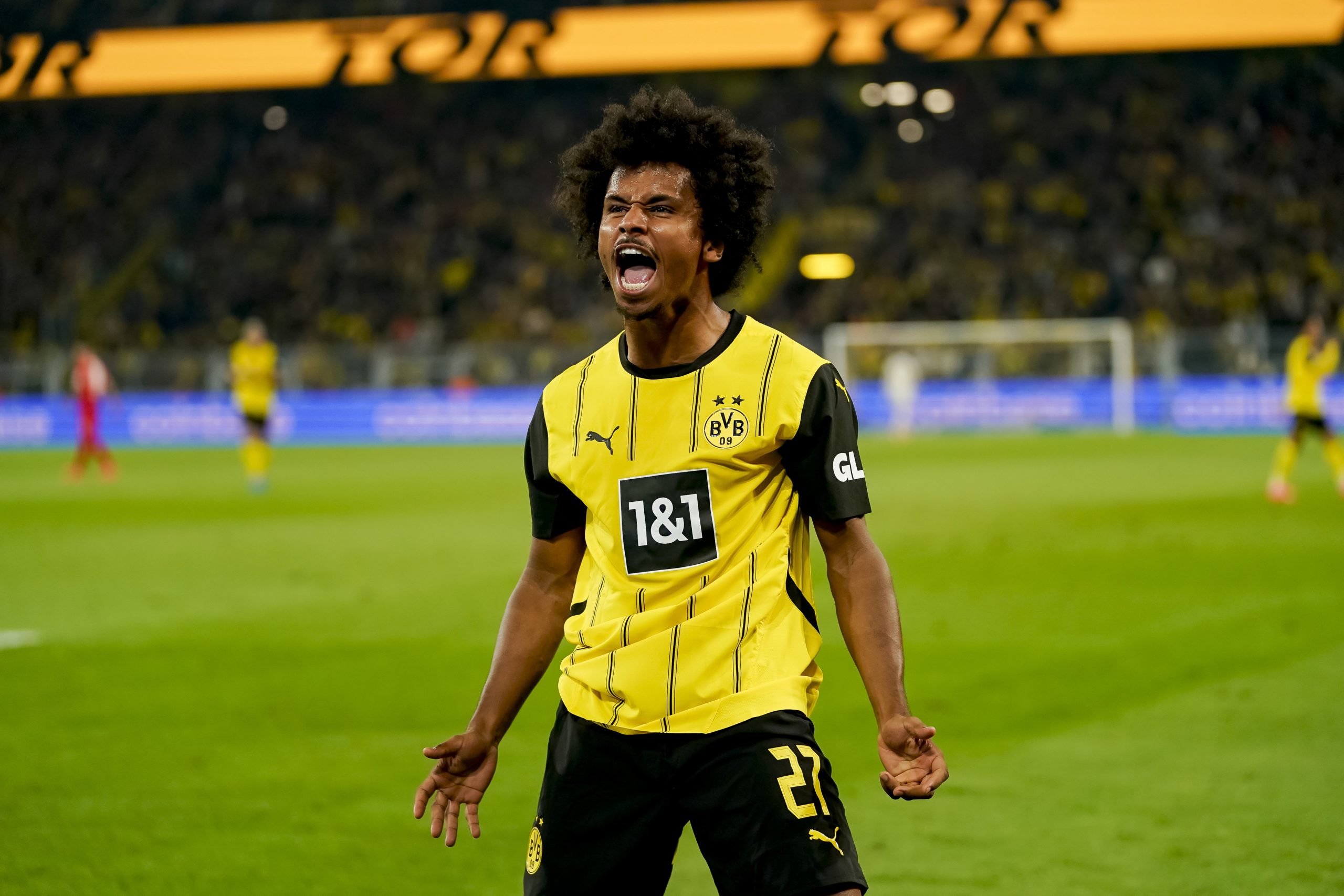 Karim Adeyemi of Borussia Dortmund celebrates