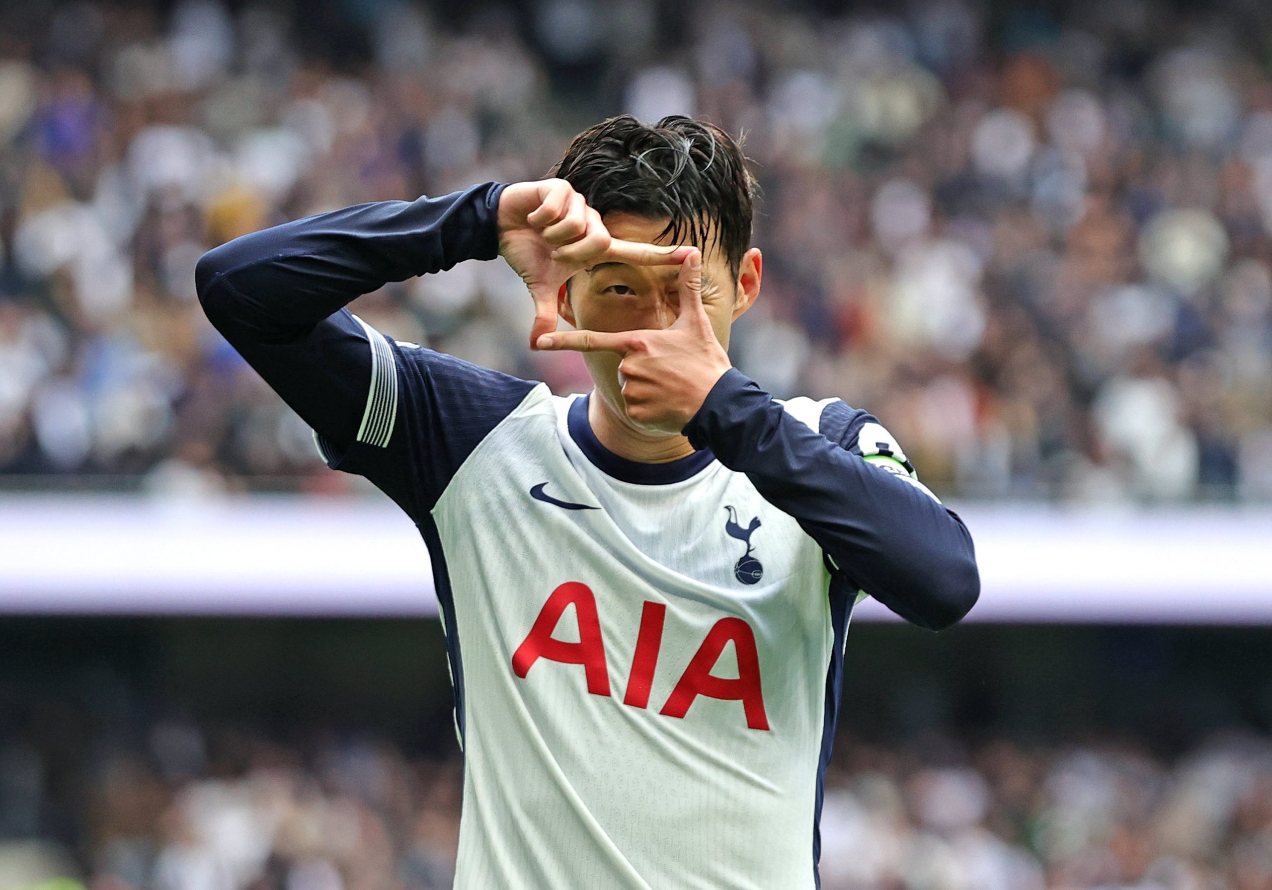 Son Heung-Min of Tottenham Hotspur celebrates