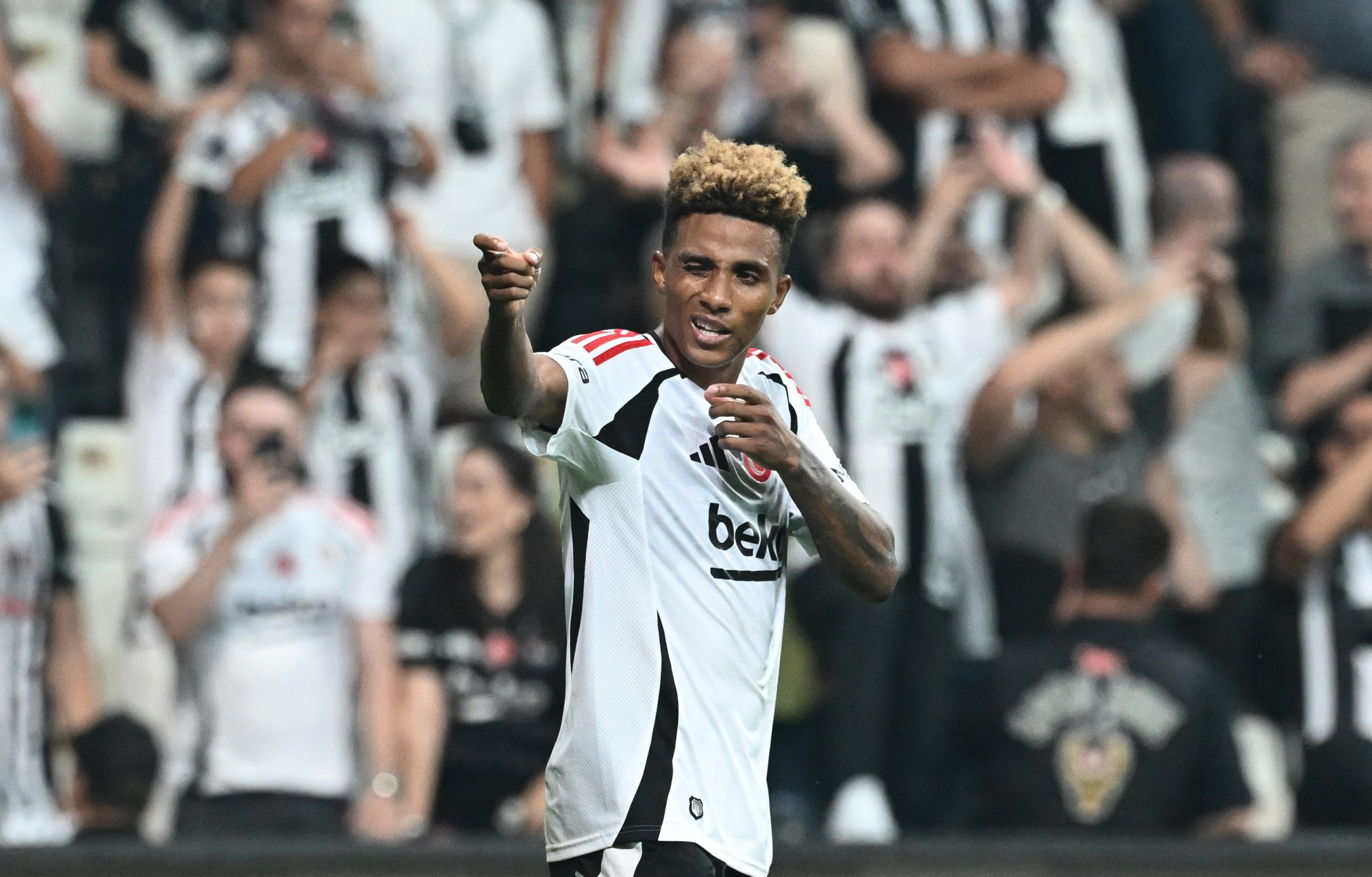 Gedson Fernandes of Besiktas celebrates his goal