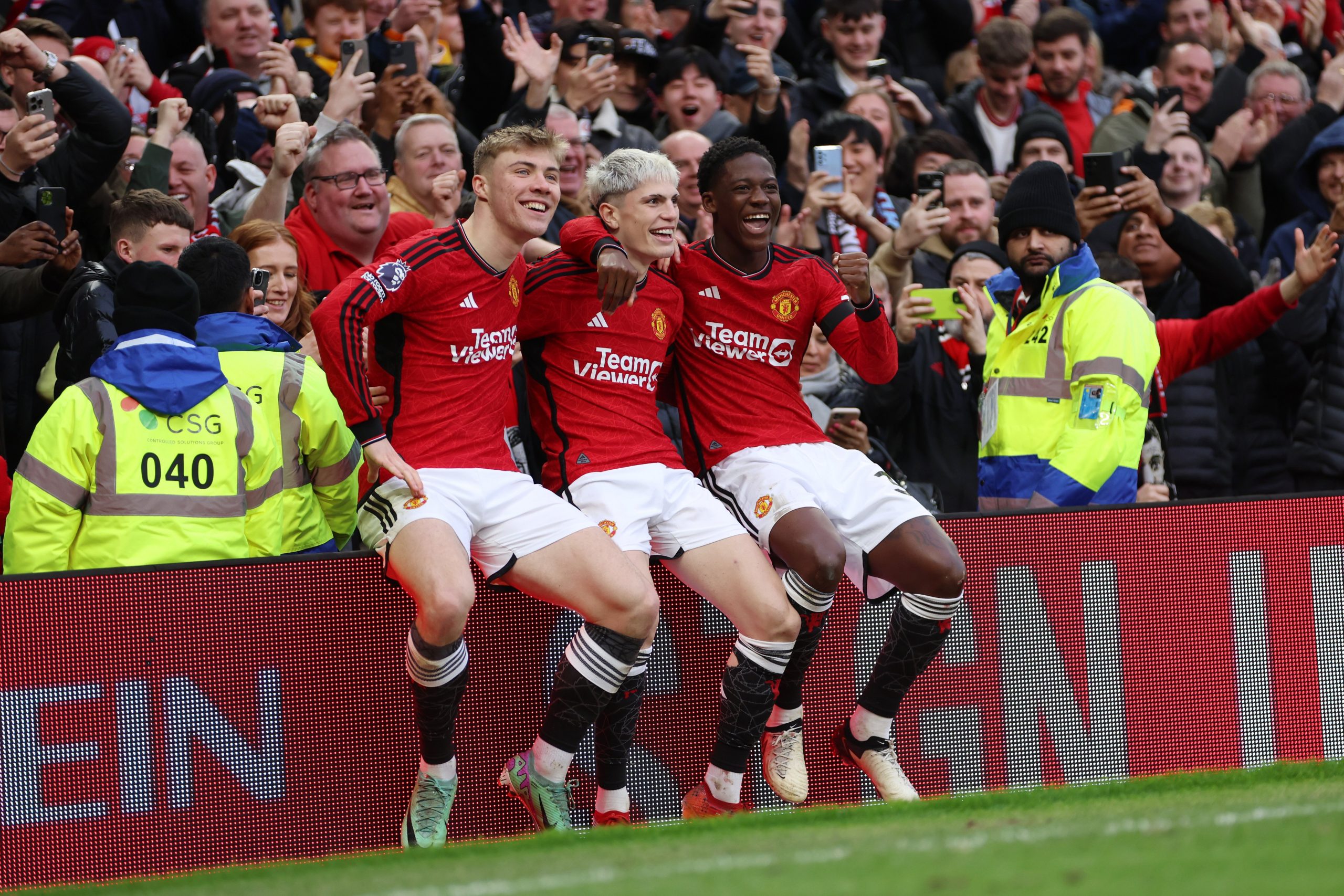 Manchester United players celebrating