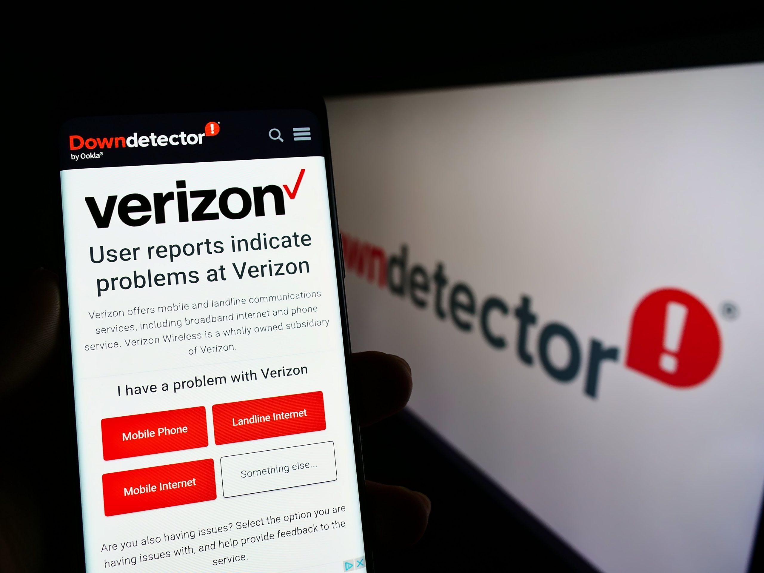 Verizon phone showing outage widespread