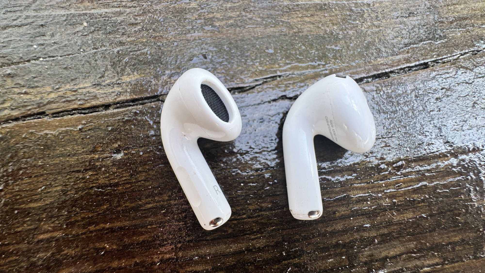 AirPods 4 