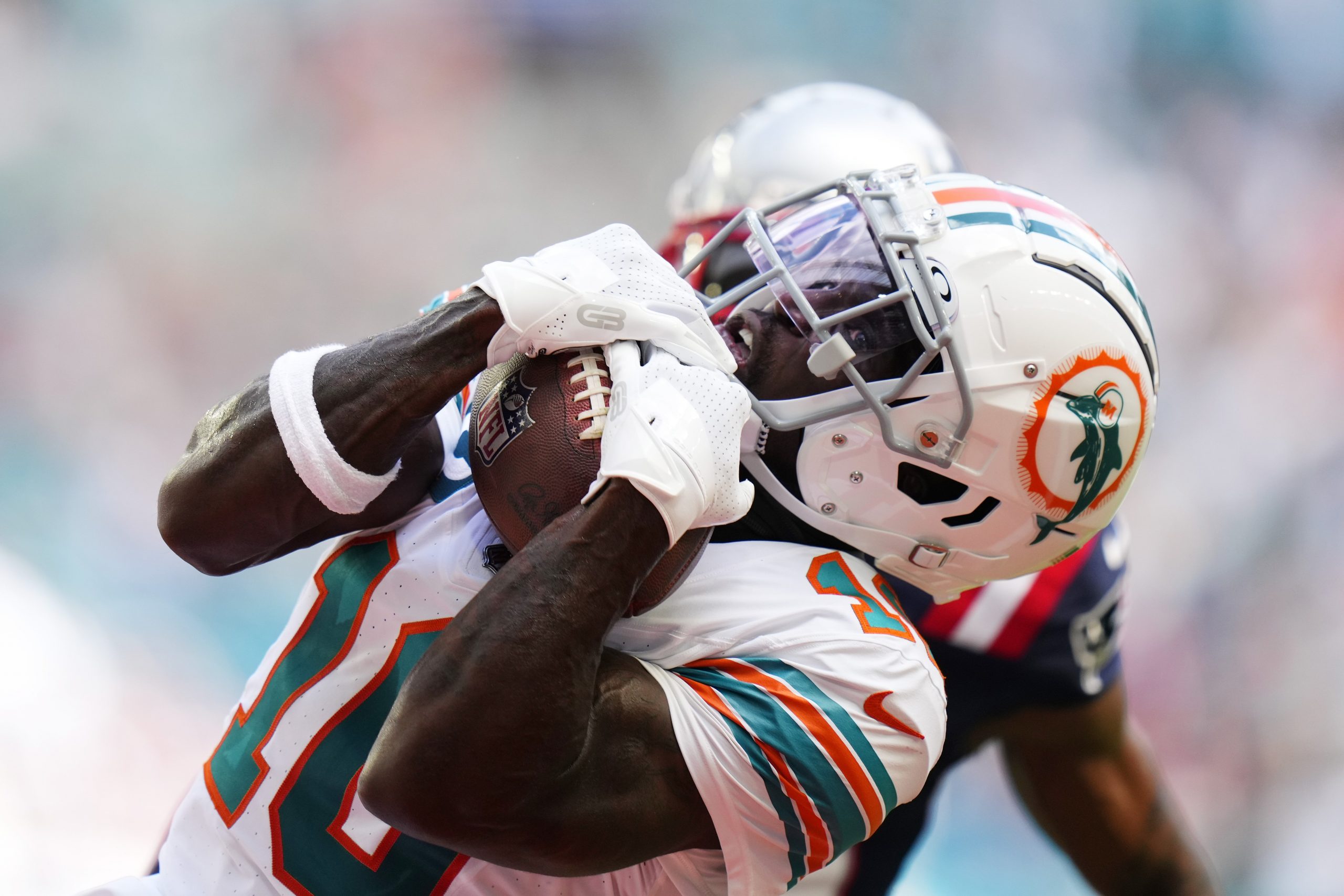 Tyreek Hill of the Miami Dolphins catches a touchdown