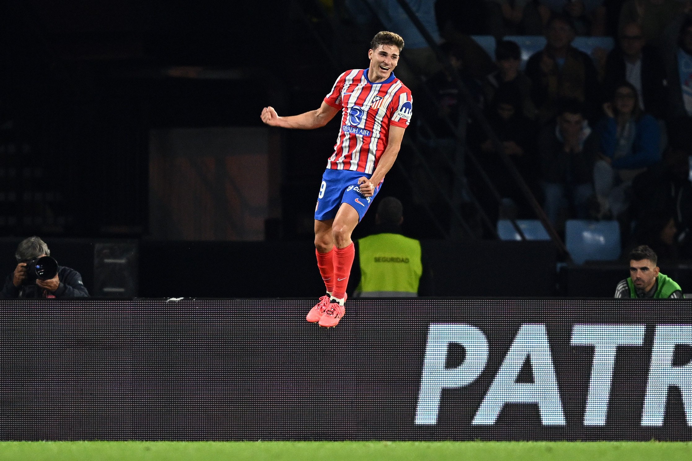 Julian Alvarez of Atletico de Madrid celebrates