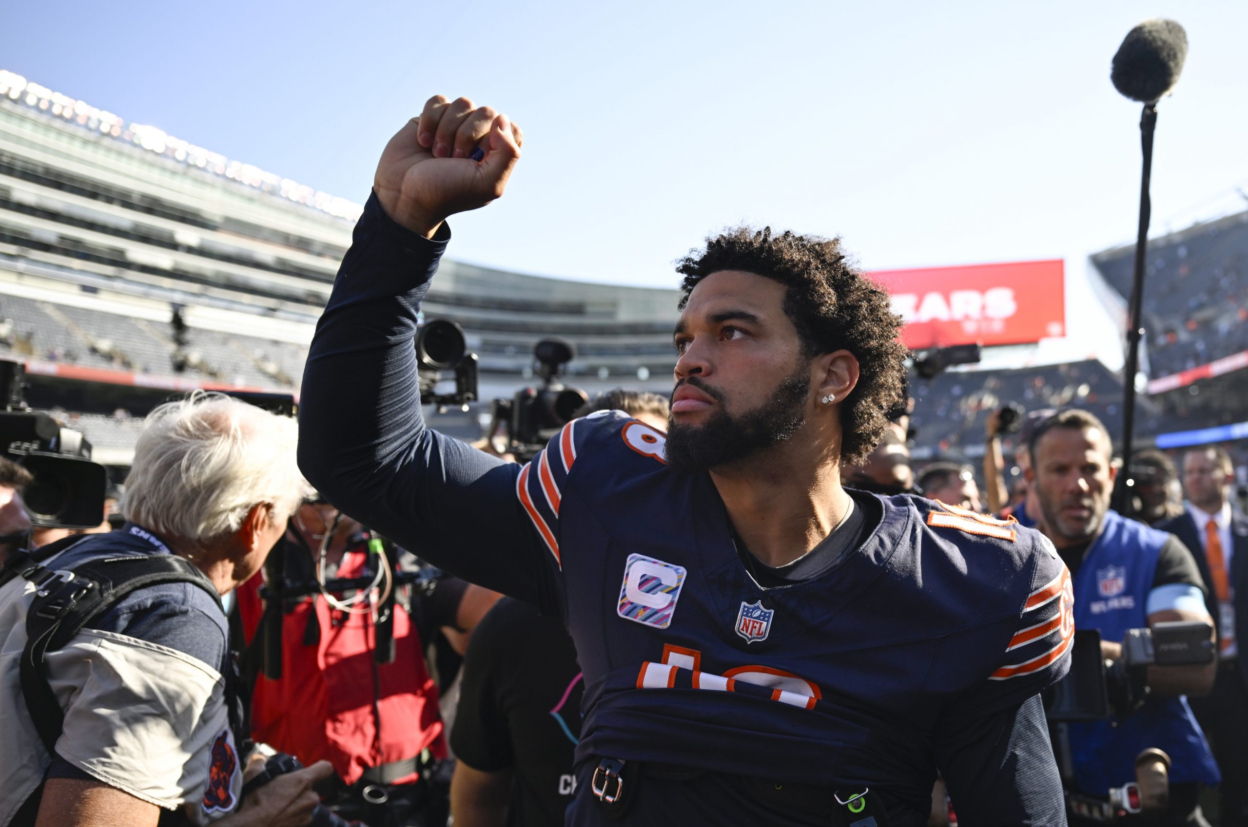 Caleb Williams of the Chicago Bears celebrates