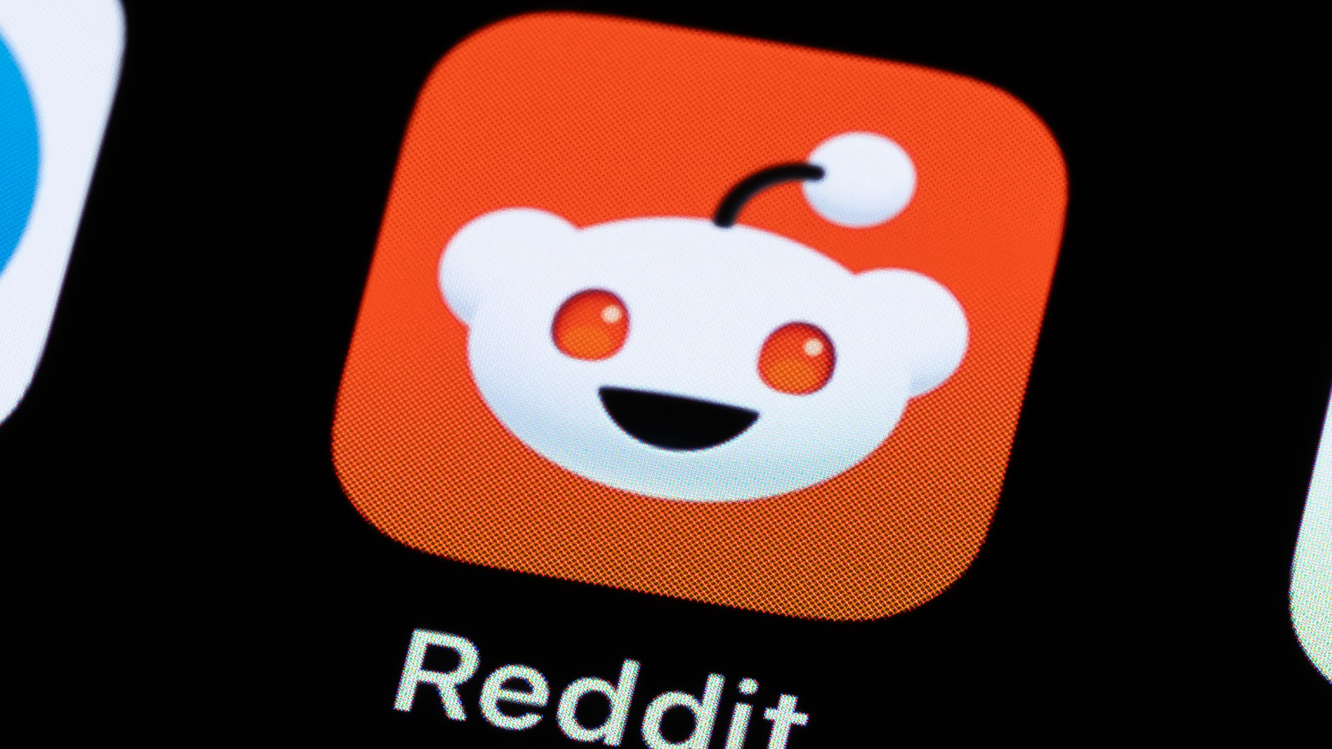 The reddit logo.