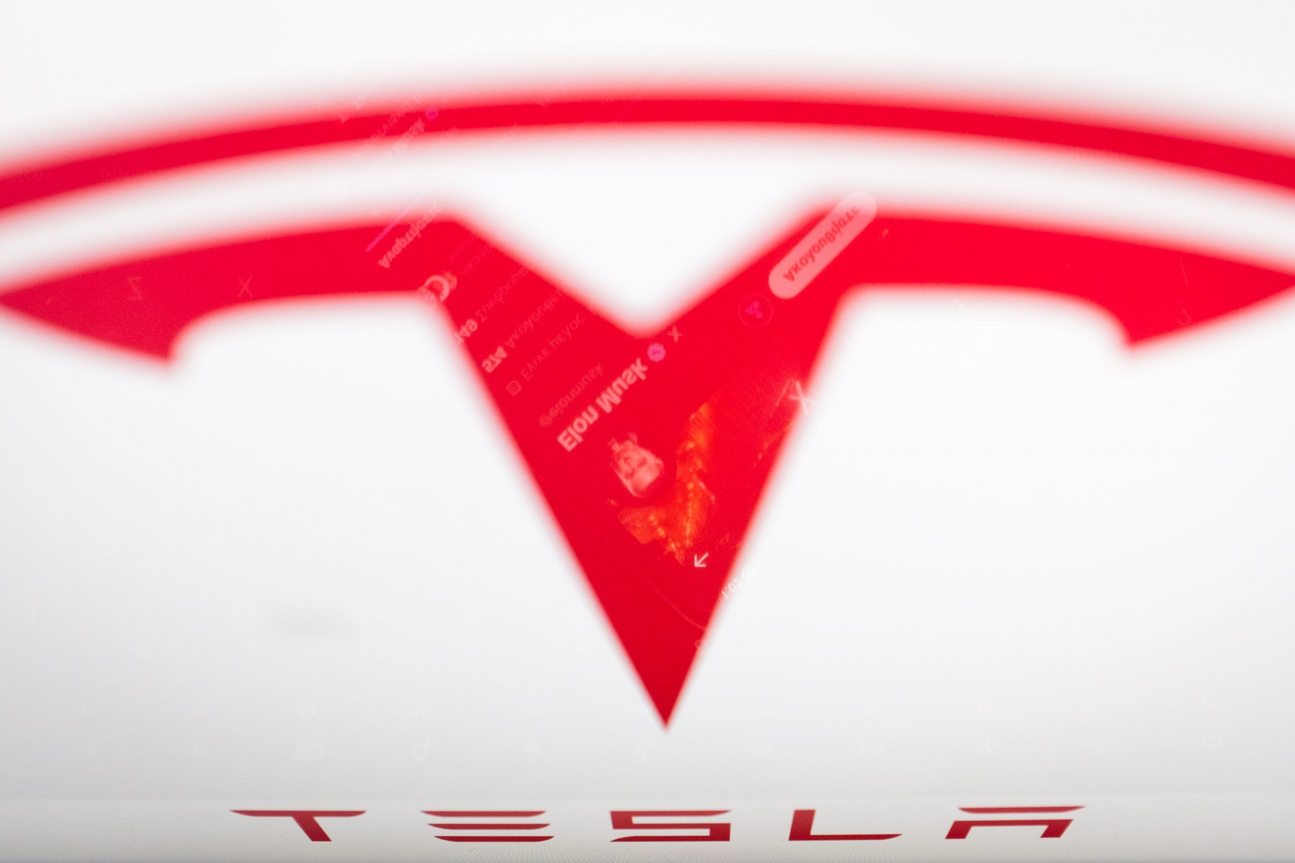 Tesla logo