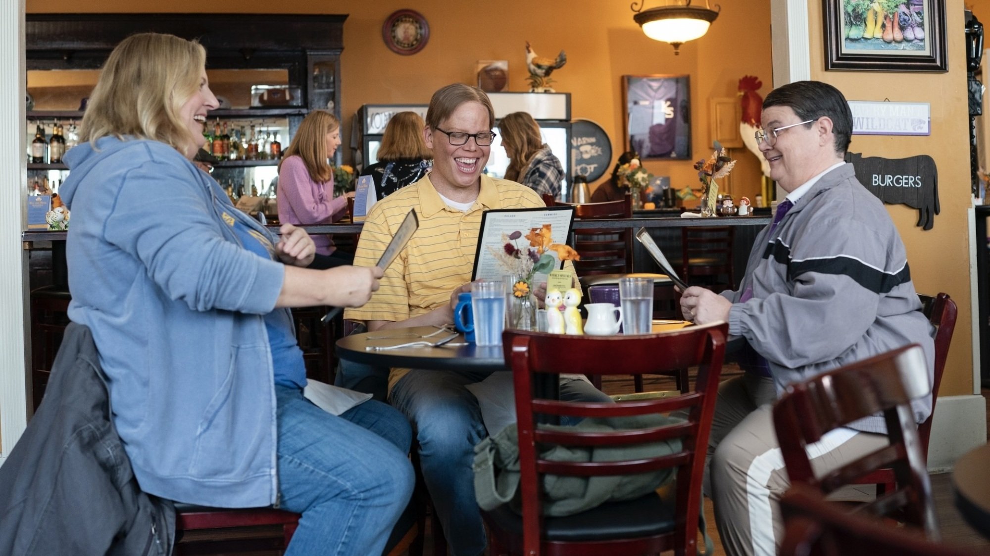 Sam, Joel, and Fred grab lunch in "Somebody Somewhere."